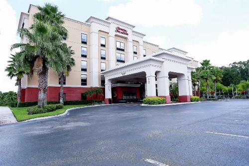 Hampton Inn & Suites Tampa-Wesley Chapel - image 6