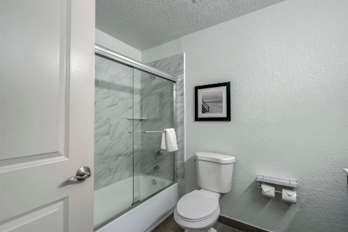 Rodeway Inn Wesley Chapel - image 13