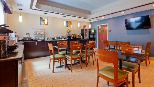 Best Western Wesley Chapel - image 8