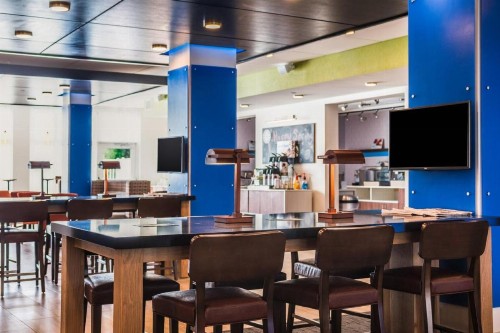 Holiday Inn Express & Suites - Tampa North - Wesley Chapel an IHG Hotel - image 11