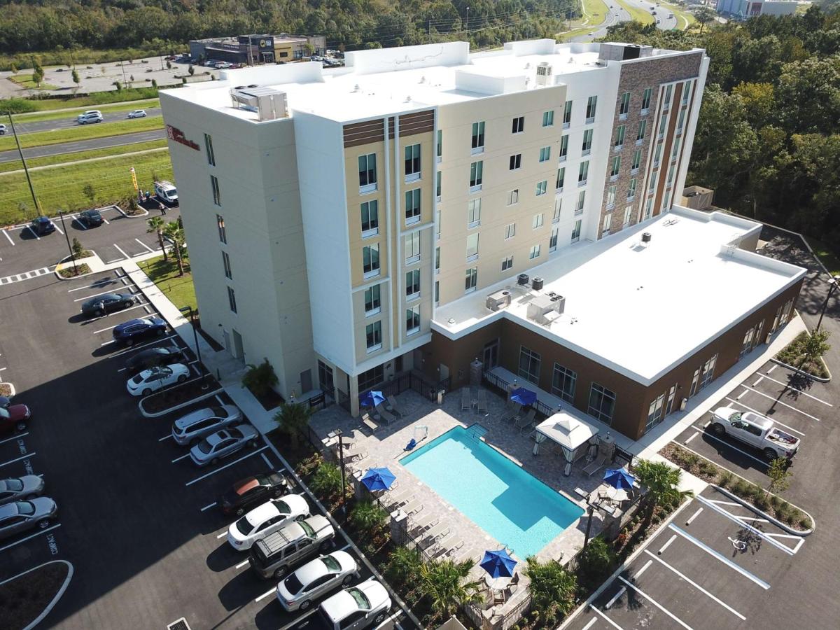 Hilton Garden Inn Tampa - Wesley Chapel - main image