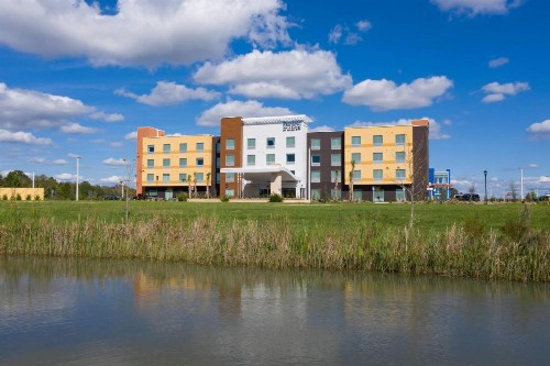 Fairfield Inn & Suites by Marriott Tampa Wesley Chapel - image 12