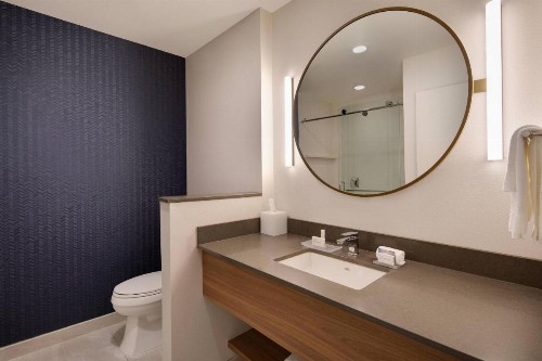 Fairfield Inn & Suites by Marriott Tampa Wesley Chapel - image 20