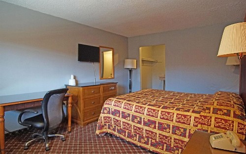 Los Angeles Inn & Suites - LAX - image 13