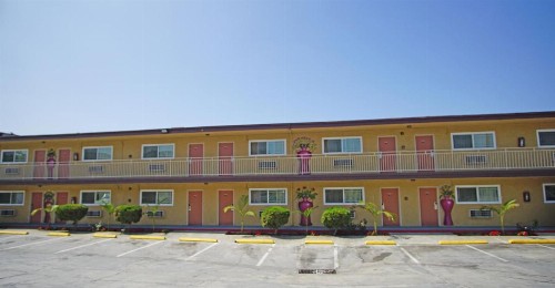 Los Angeles Inn & Suites - LAX - image 18