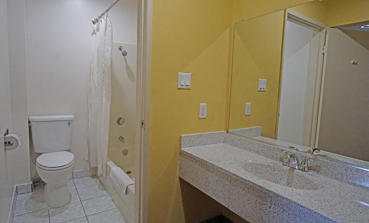 Los Angeles Inn & Suites - LAX - image 2