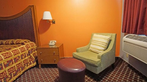 Los Angeles Inn & Suites - LAX - image 5