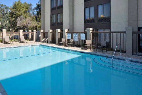Hampton Inn Los Angeles-West Covina - image 13