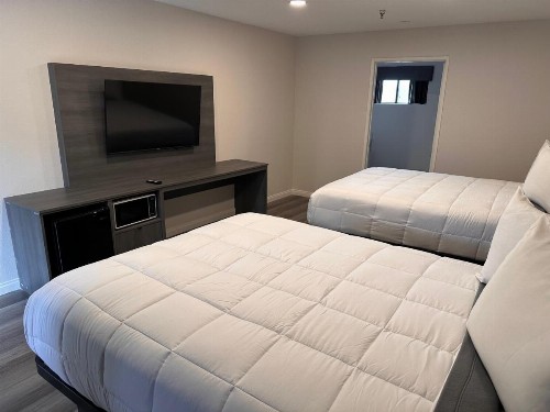Five Star Inn - image 18