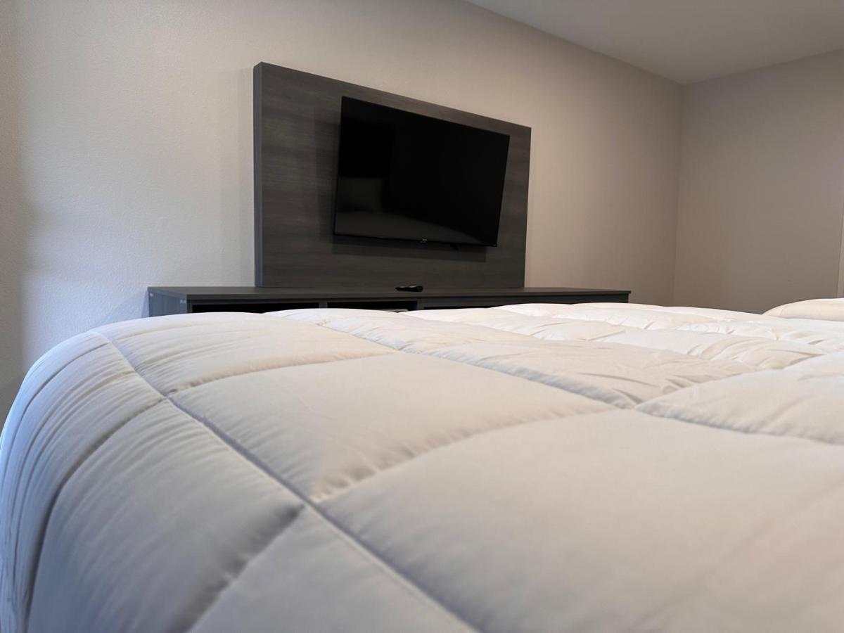 Five Star Inn - image 4