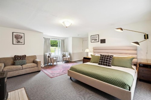Mount Snow Mountaineer Inn - image 27