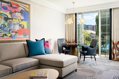 Le Parc Suite Hotel - image 25