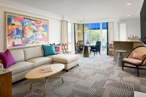 Le Parc Suite Hotel - image 42