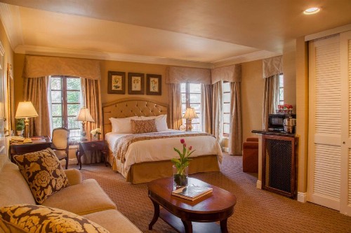 Best Western Plus Sunset Plaza Hotel - image 26