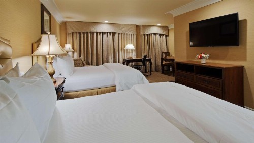 Best Western Plus Sunset Plaza Hotel - image 29