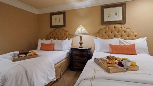 Best Western Plus Sunset Plaza Hotel - image 30