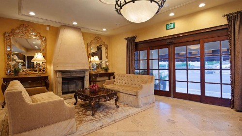 Best Western Plus Sunset Plaza Hotel - image 5