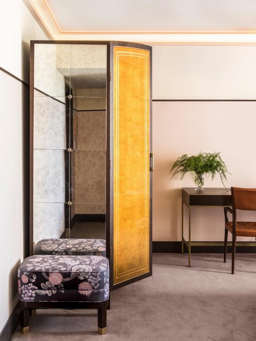 Sunset Tower Hotel - image 12