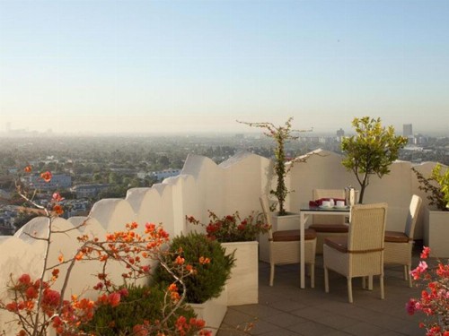 Sunset Tower Hotel - image 17