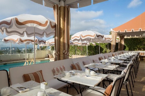 Sunset Tower Hotel - image 4