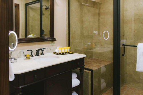 Hotel Granduca Austin - image 20