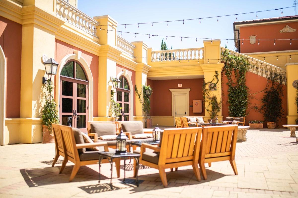 Hotel Granduca Austin - image 4