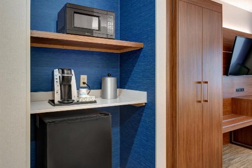 Holiday Inn Express & Suites West Long Branch - Eatontown an IHG Hotel - image 21