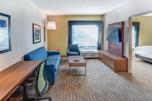 Holiday Inn Express & Suites West Long Branch - Eatontown an IHG Hotel - image 28