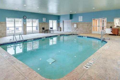 Holiday Inn Express & Suites West Long Branch - Eatontown an IHG Hotel - image 6