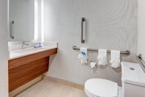 Holiday Inn Express & Suites West Long Branch - Eatontown an IHG Hotel - image 7