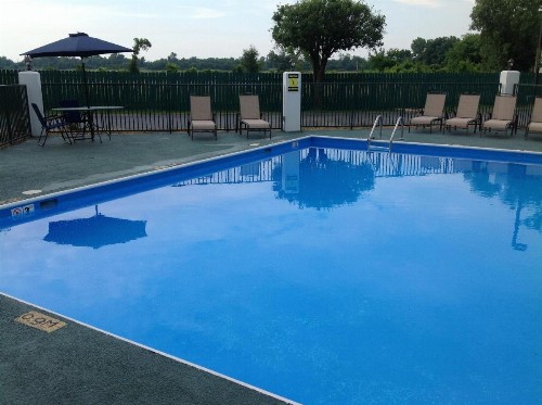 Hallmarc Inn & Suites of West Memphis - image 15
