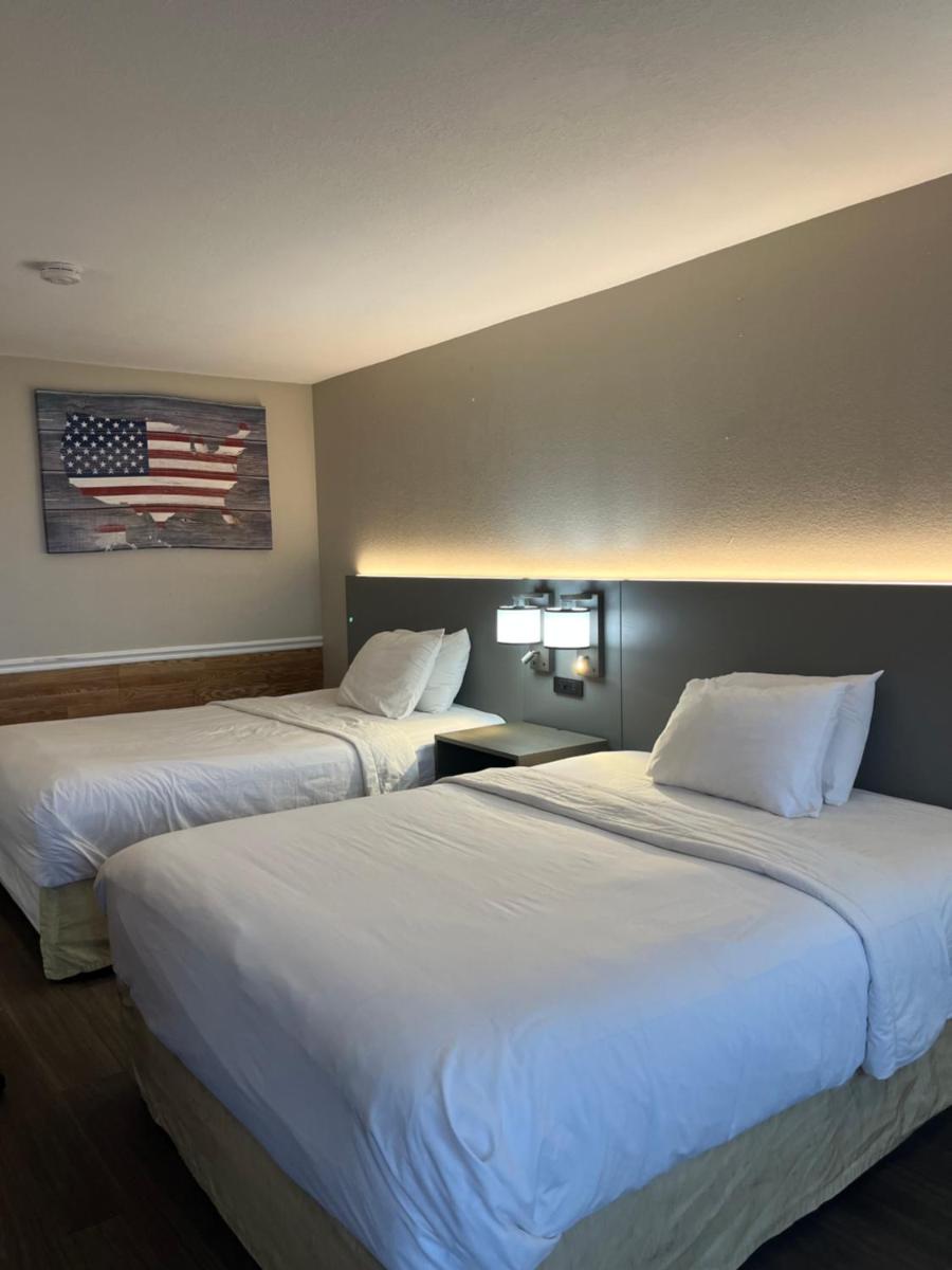 Hallmarc Inn & Suites of West Memphis - image 7
