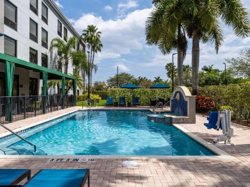Hampton Inn West Palm Beach-Florida Turnpike - image 15
