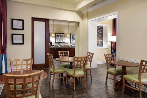 Hampton Inn West Palm Beach Central Airport - image 12