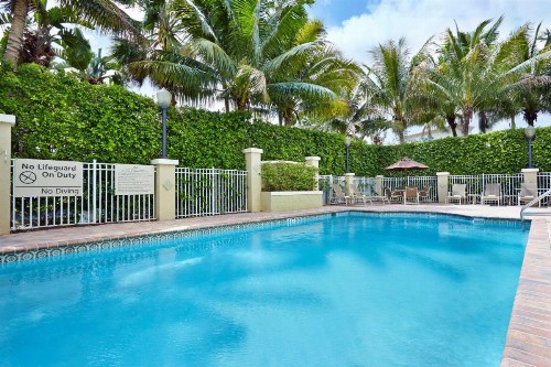 Hampton Inn West Palm Beach Central Airport - image 14