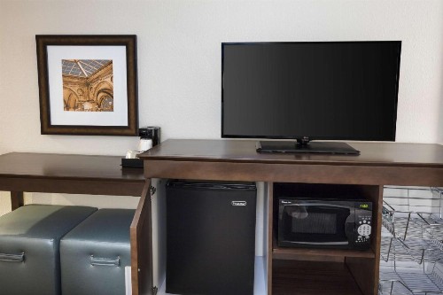 Hampton Inn West Palm Beach Central Airport - image 17