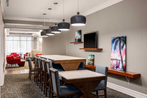 Hampton Inn West Palm Beach Central Airport - image 21