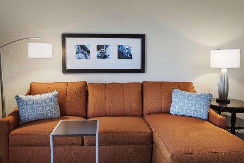 Hampton Inn West Palm Beach Central Airport - image 38