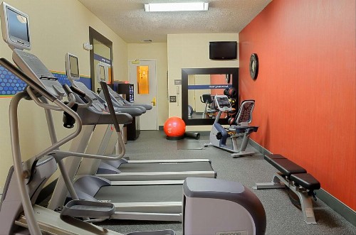 Hampton Inn West Palm Beach Central Airport - image 50