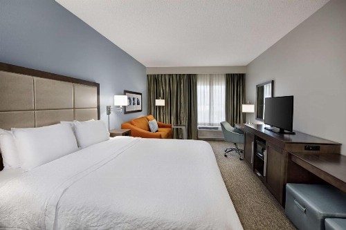 Hampton Inn West Palm Beach Central Airport - image 7