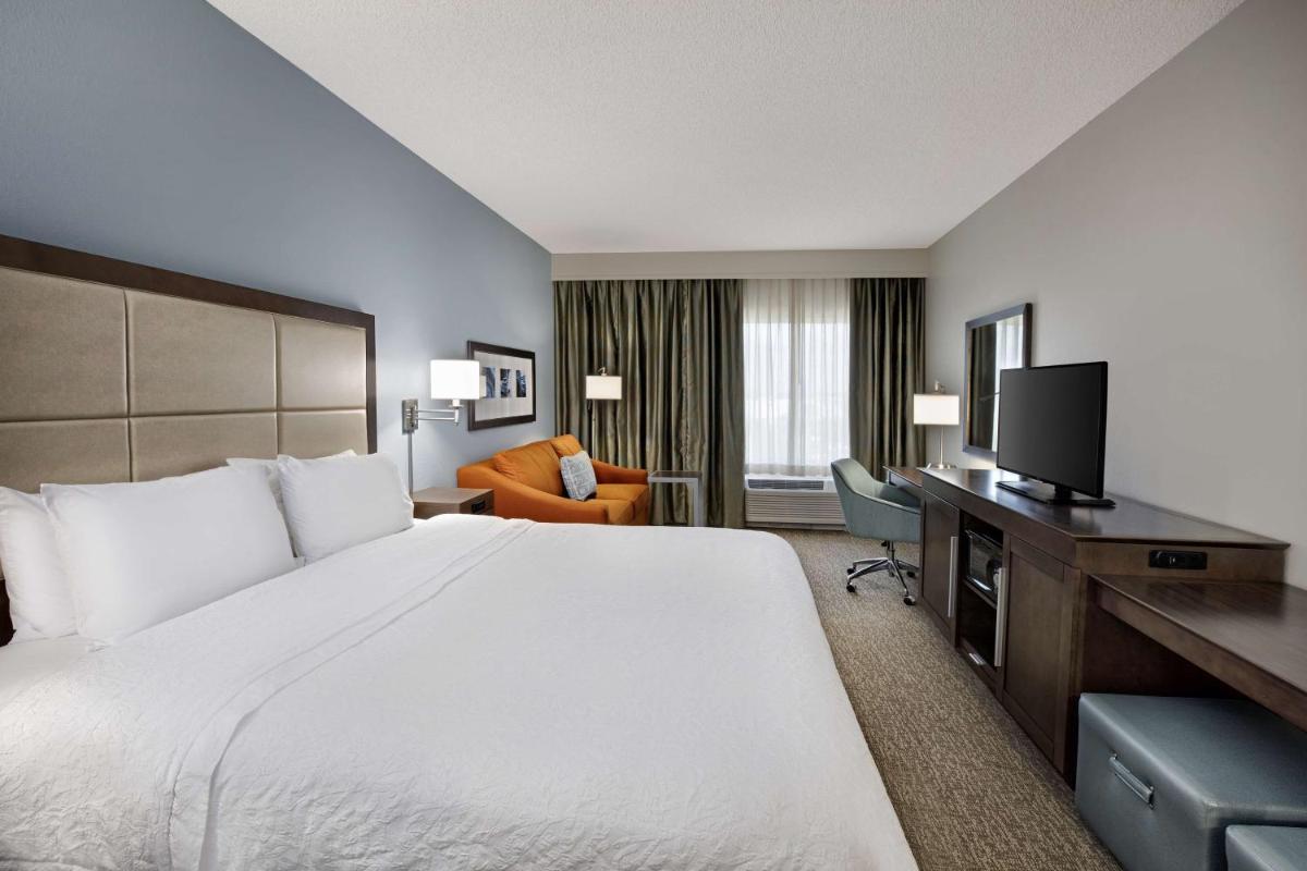 Hampton Inn West Palm Beach Central Airport - image 7