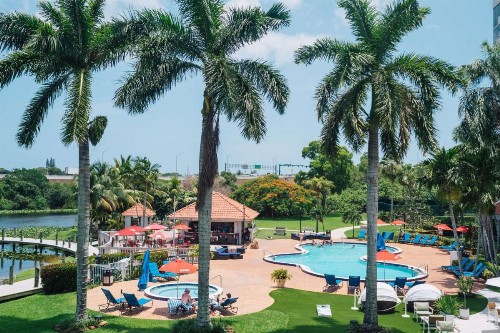 Hilton Palm Beach Airport - image 18