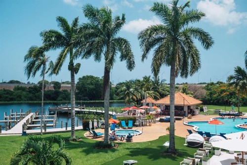 Hilton Palm Beach Airport - image 19
