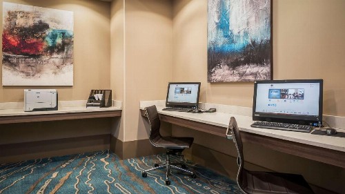 DoubleTree by Hilton West Palm Beach Airport - image 10