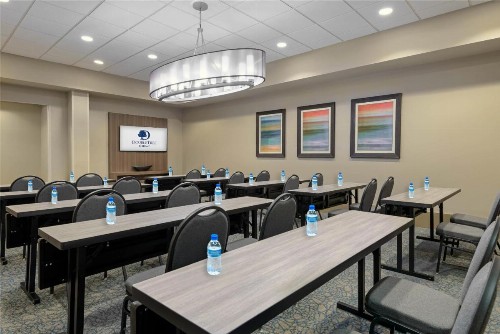 DoubleTree by Hilton West Palm Beach Airport - image 21
