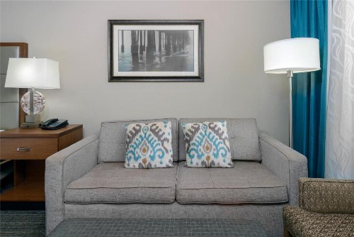 DoubleTree by Hilton West Palm Beach Airport - image 23