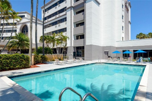 DoubleTree by Hilton West Palm Beach Airport - image 26