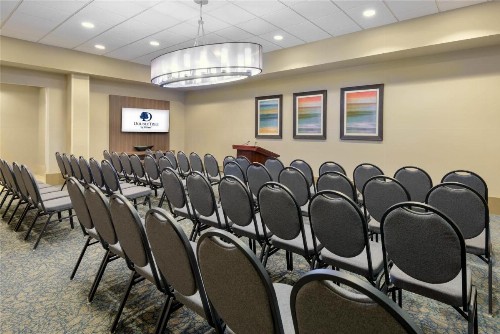 DoubleTree by Hilton West Palm Beach Airport - image 31