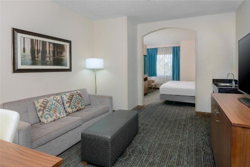 DoubleTree by Hilton West Palm Beach Airport - image 34