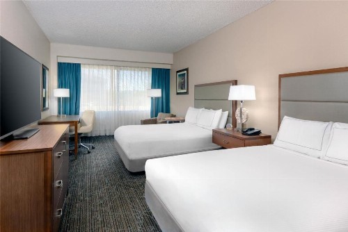 DoubleTree by Hilton West Palm Beach Airport - image 35